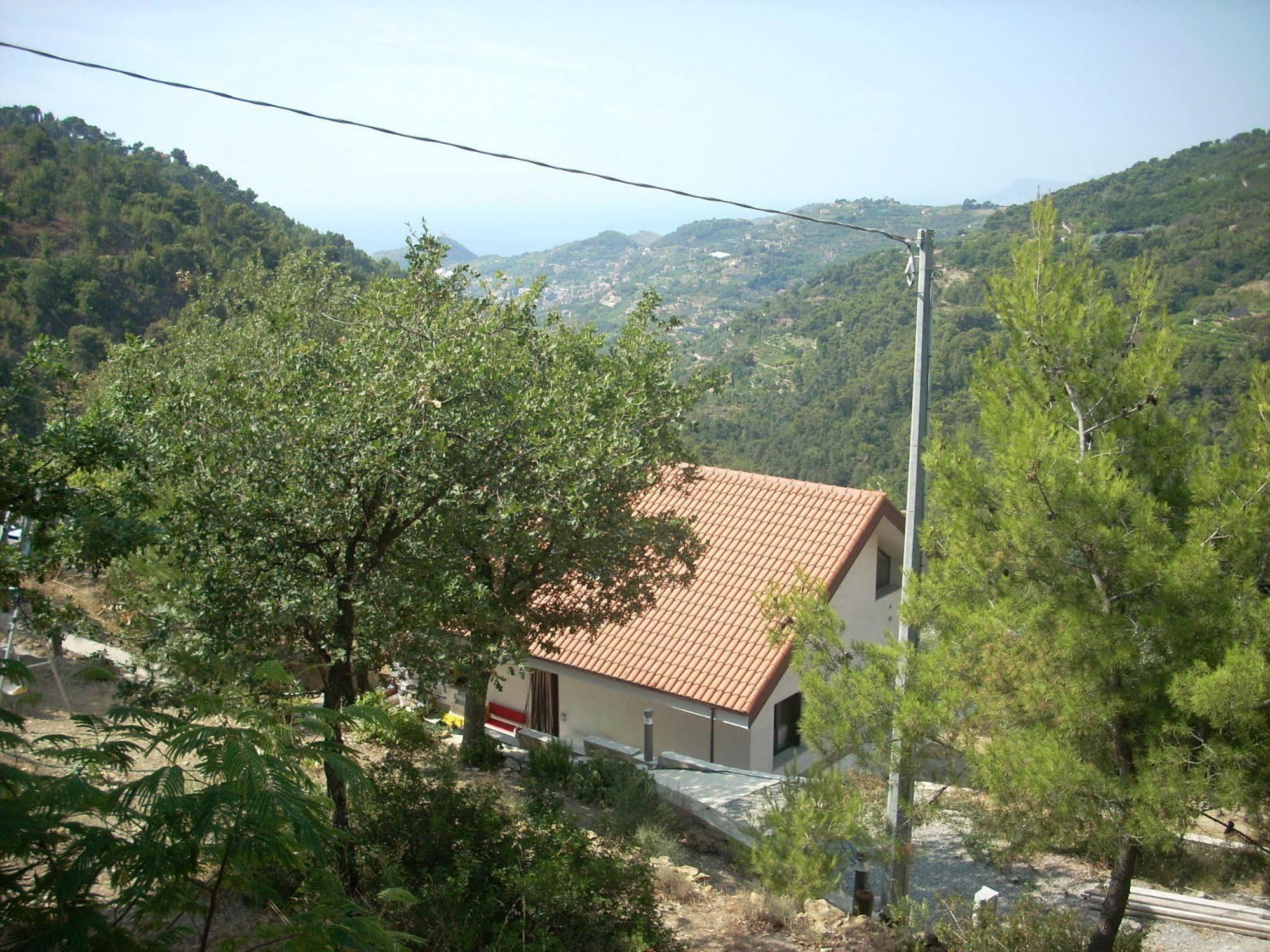B&B L'Intrigante Seborga Luaran gambar